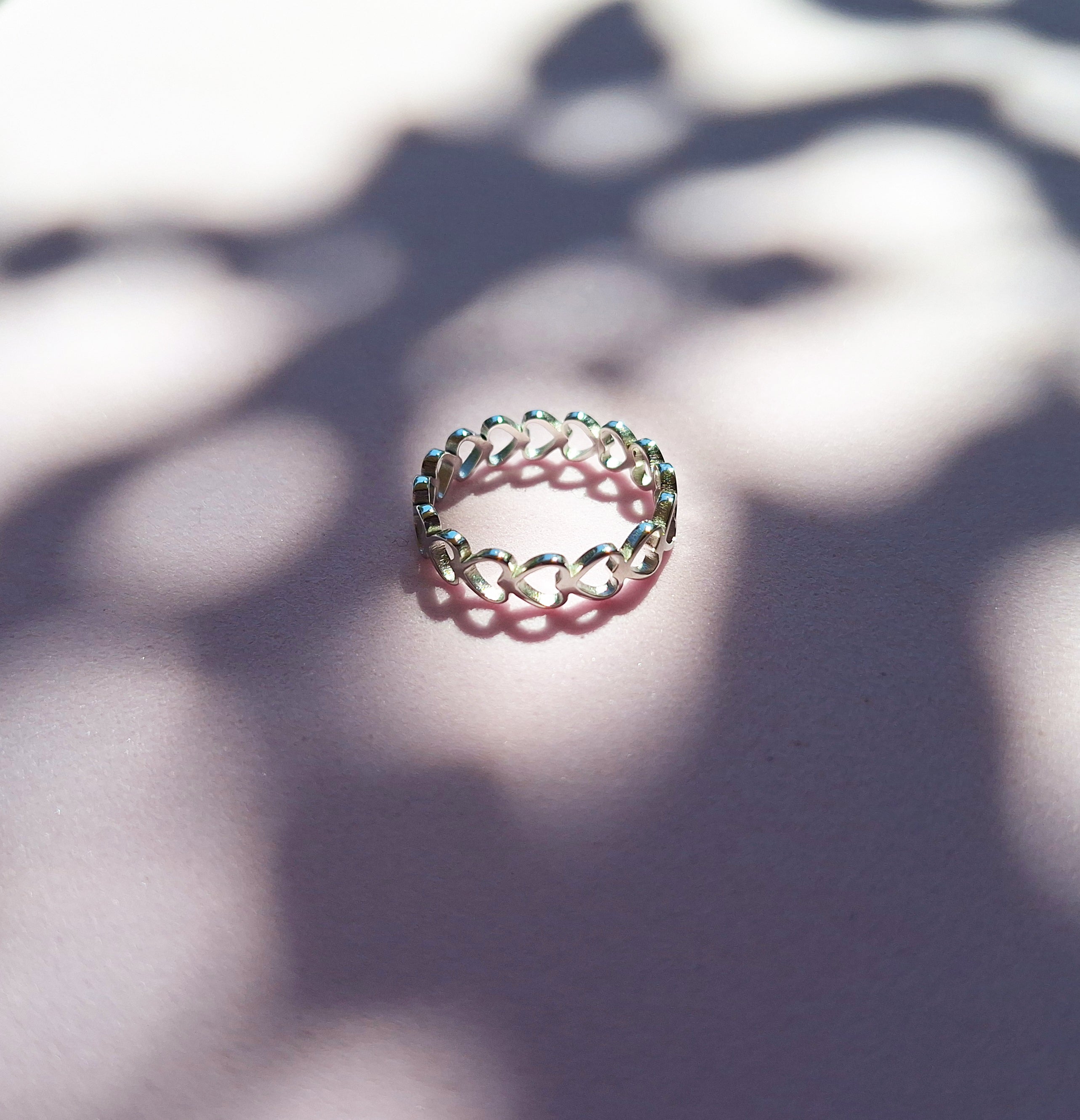 stainless-steel-heart-ring-twine-sea