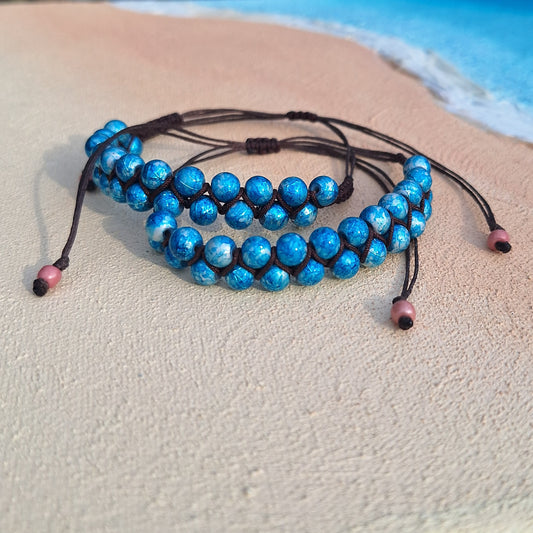 "Kai holoa" glass bead bracelet