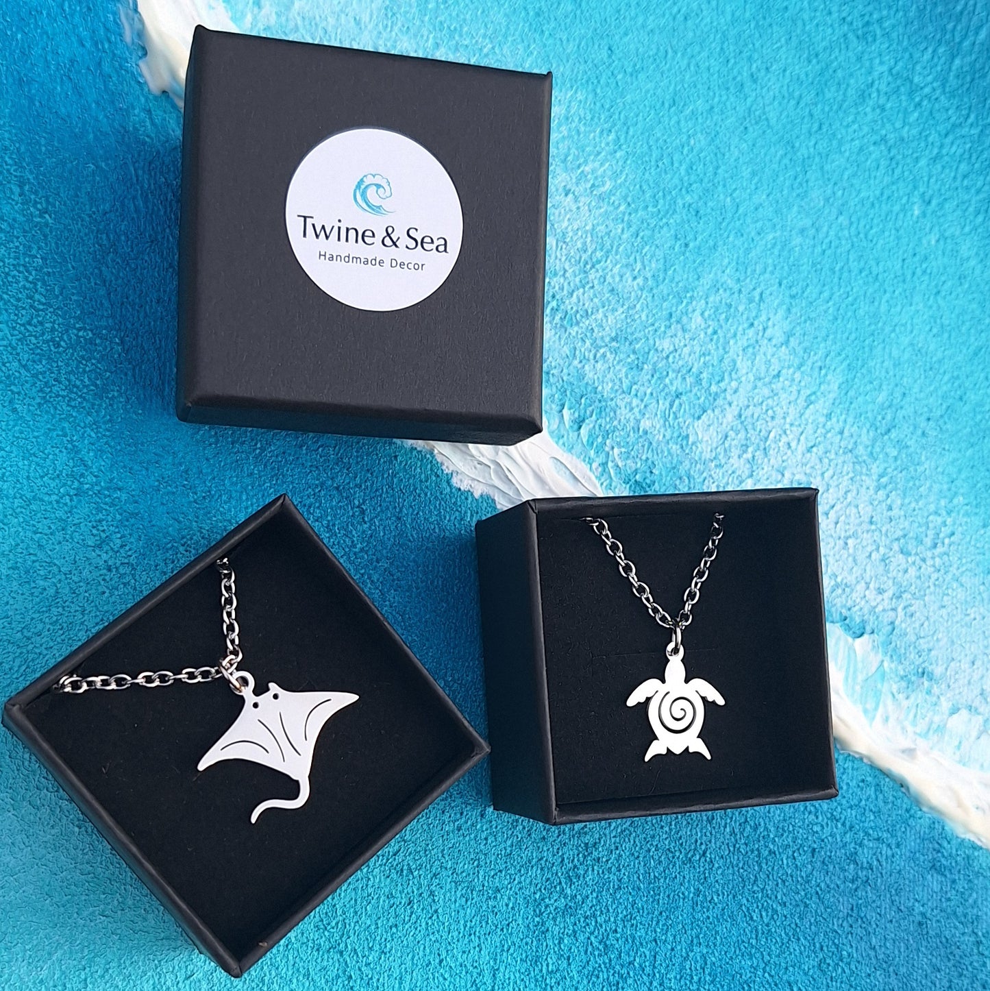 Manta Ray or Sea Turtle Chain