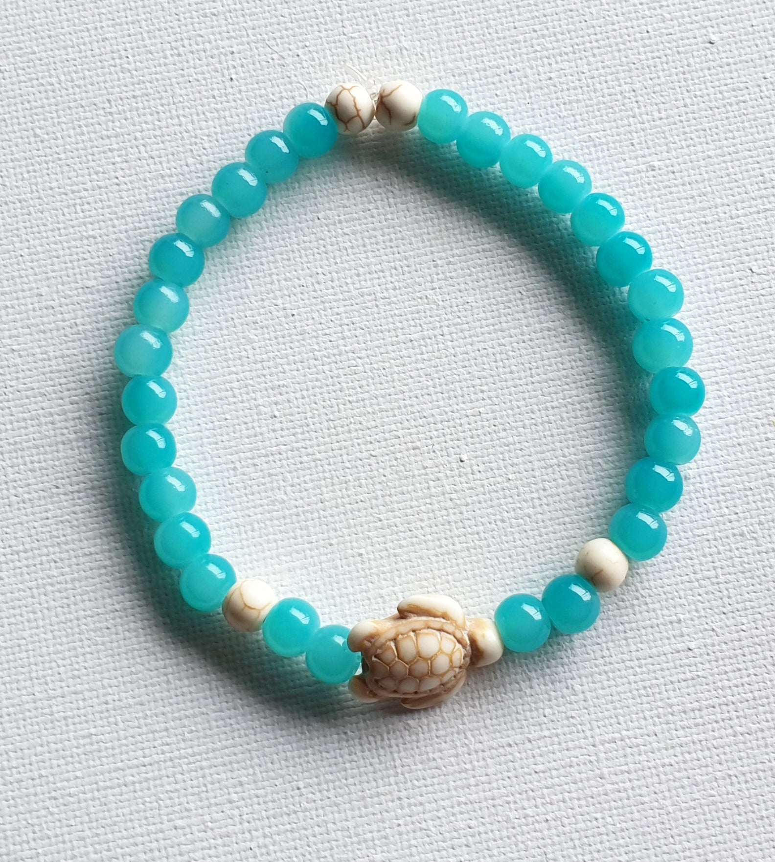 Stretch Bracelet | 6mm Beads (Turquoise Howlite) Medium