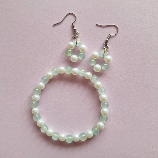 Classic Glass Pearl Earring And Bracelet Set