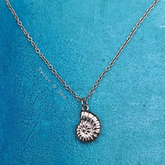 "Shell Love" Necklace