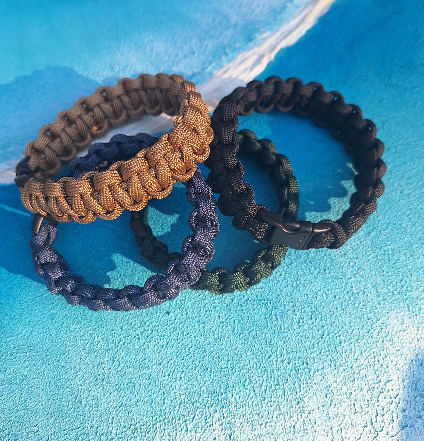 Island Terrain Paracord Bracelet